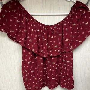 Hollister off the shoulder top, size M